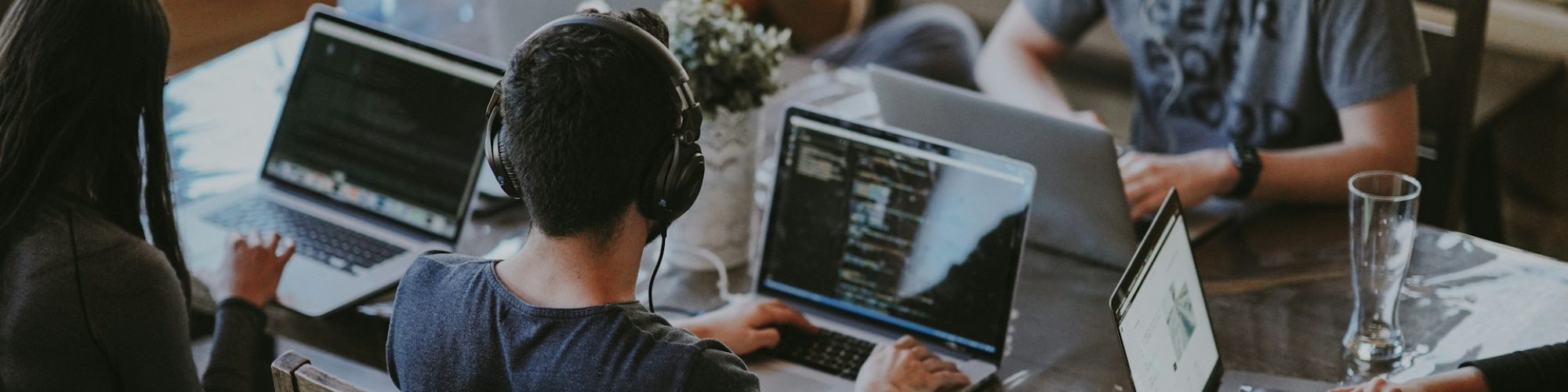 annie-spratt-QckxruozjRg-unsplash (1)